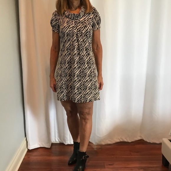 Calvin Klein Zebra Print Cowl Neck Swing Dress Size 6 - Picture 3 of 7